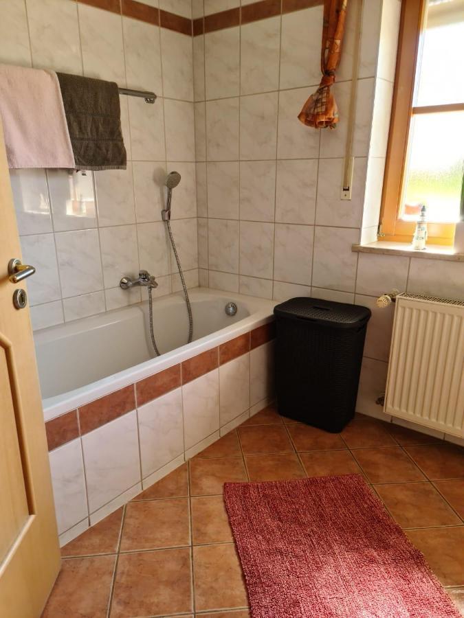Ferienwohnung Hoamat Schmalzreich Andrea Lam Exteriör bild